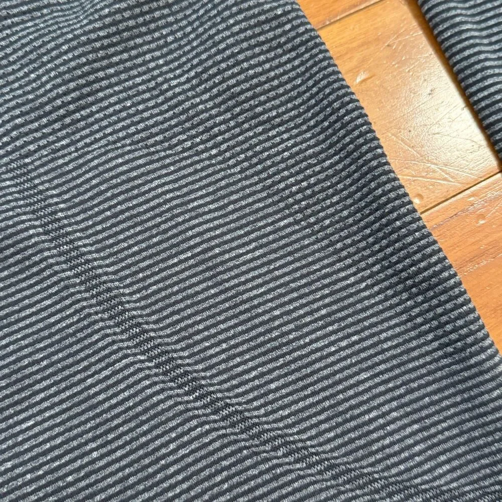 Lululemon Swiftly Tech Long-Sleeve Shirt 2.0 Hip Length Stripe Black Size 10